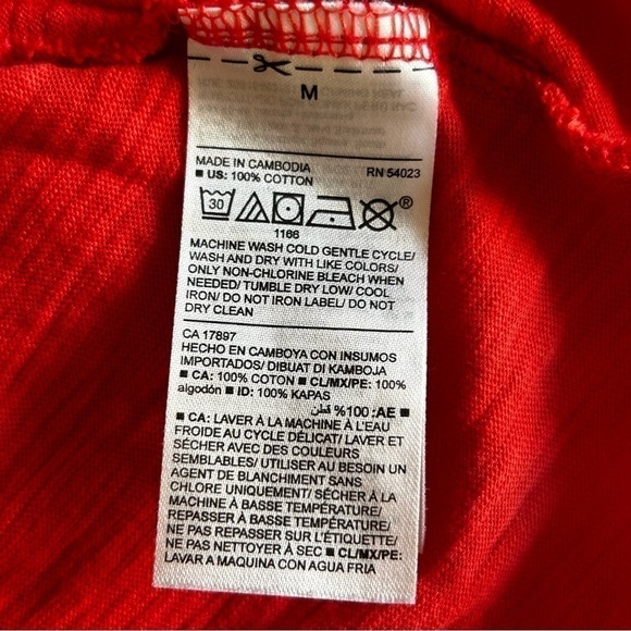 Old Navy Women's "Everywear" Relaxed Fit Tank Top, Medium - Picture 4 of 4